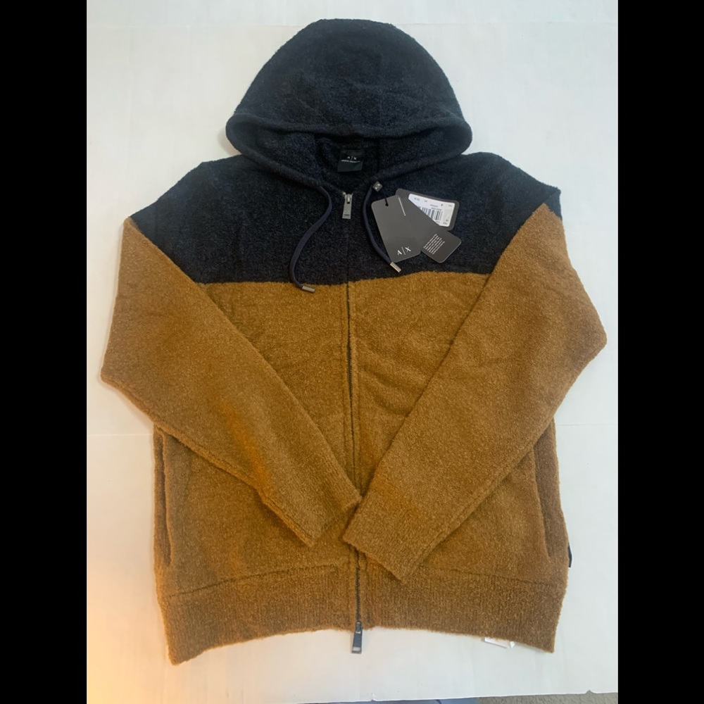 Armenia exchange men's cardigan size M